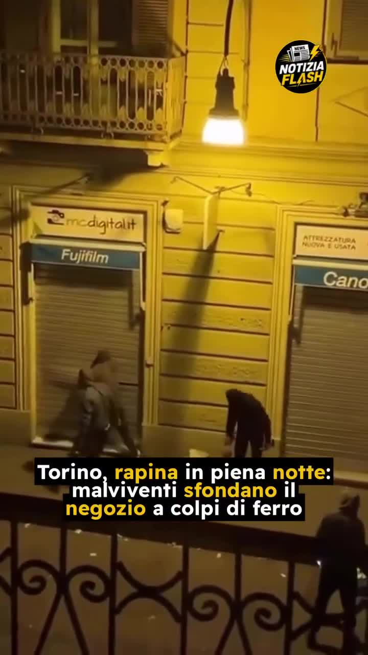TORINO – RAPINA NELLA NOTTE: BANDA IN AZIONE DAVANTI AD UN NEGOZIO